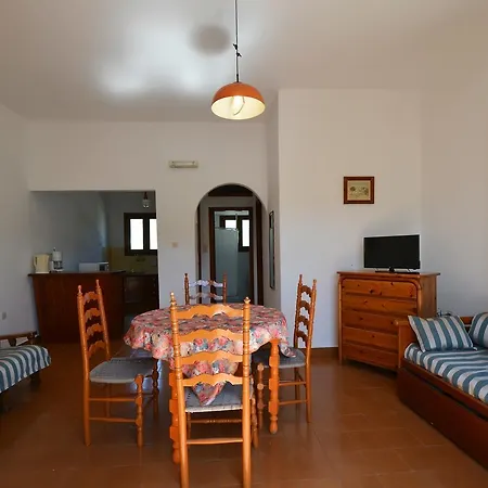 Madoupa Aparthotel